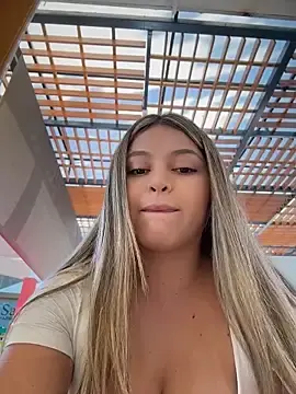 Stripchat Adult Webcams of lunablossom_
