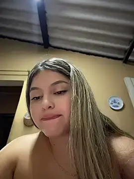 Stripchat Sex Chat of lunablossom_