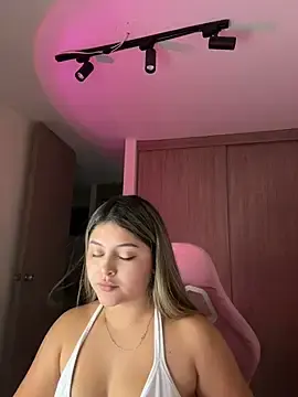 Stripchat Live Porn of lunablossom_