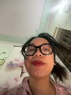 Stripchat Adult Webcams of Emmiuuuu03