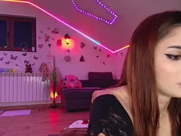Stripchat Adult Webcam of SelenaBee