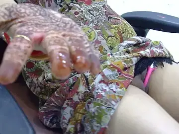 Stripchat Sex Cam of zoyaa-sexy