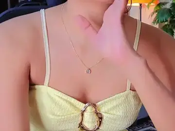 Stripchat Sex Cam of BOoo_3