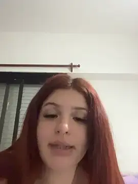Stripchat Adult Webcam of Hellochula777