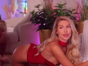 Stripchat Adult Webcams of Rachel_Quinn_