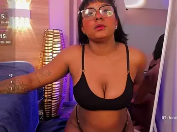 Stripchat Best Webcam of domiiniquex