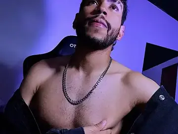 Stripchat Best live sex cam show of 3v1l