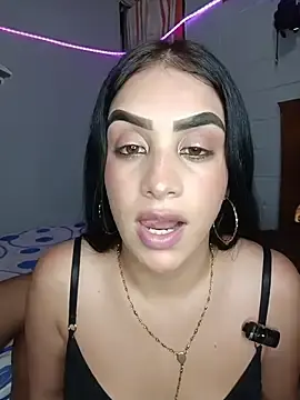 Stripchat Live Sex Cam of Bigtiti01