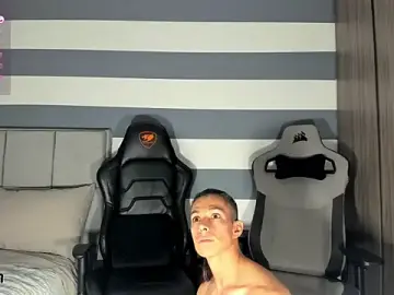 Stripchat Live Porn of FriendsInSins
