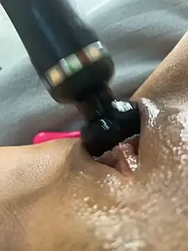 Stripchat Watch Live Sex Cams of HappyKittyXXX
