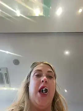Stripchat Free Porn Cam of blairbella