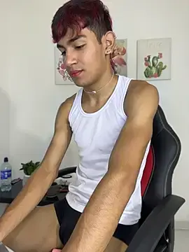 Stripchat Live Porn of cherub_