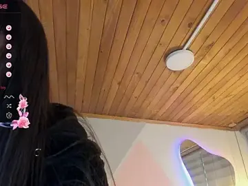 Stripchat Free Live Porn of cristal__hot_1