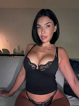 Stripchat Live Sex of krissiswrld-