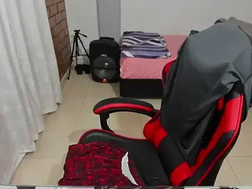 Stripchat Sex Chat of Aron_Boyy