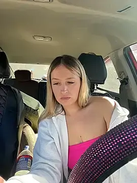 Stripchat Live Sex Cam of StasyWood