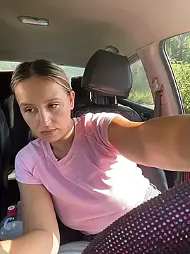 Stripchat Live Sex Cam of StasyWood