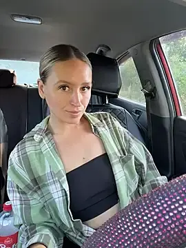Stripchat Live Sex Cam of StasyWood