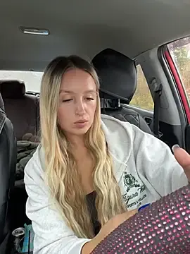 Stripchat Watch Live Sex Cams of StasyWood