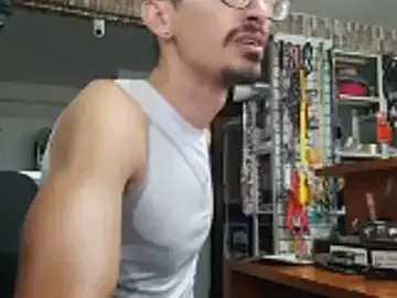 Stripchat Adult Webcam of jhosuamoore