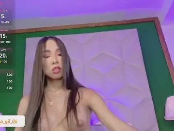 Stripchat Live Sex Cam of queen__violet