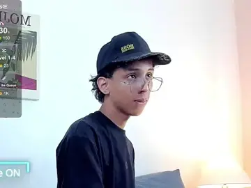 Stripchat Sex Cam of dax_blaze