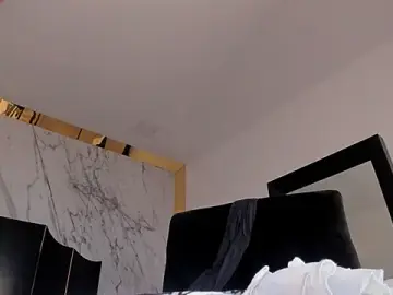 Stripchat Live Sex Cam of Bylie_Hills