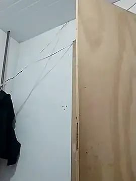 Stripchat Free Live Porn of Joelcio19cm