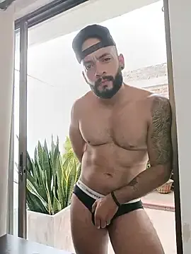 Stripchat Private Sex Chat of Mike_savage3
