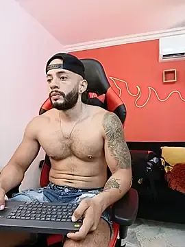 Stripchat Private Sex Chat of Mike_savage3