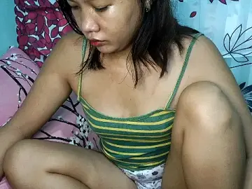 Stripchat Watch Live Sex Cams of Sweet_Gera21
