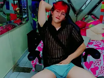 Stripchat Live Sex Cam of andy_Collin5