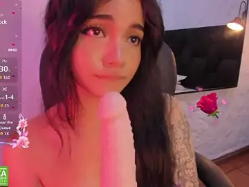 Stripchat Free Porn Cam of Darky_Doll