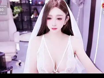 Stripchat Free Porn Cam of Liora-