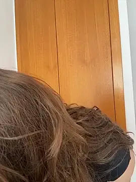 Stripchat Live Porn of TenderLaGlamor