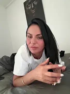 Stripchat Nude Webcam of KimKelly13