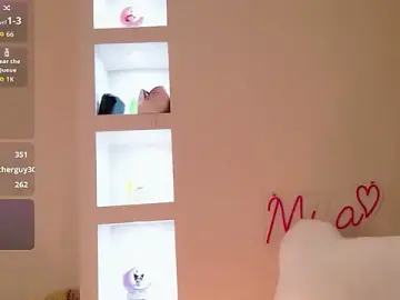Stripchat Free Live Porn of miia__baker