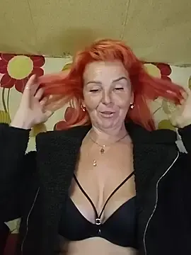 Stripchat Free Porn Cam of CassandraSandra44