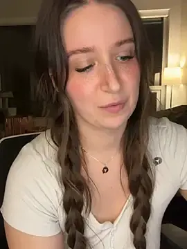 Stripchat Free Live Porn of nerdynina