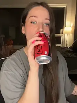 Stripchat Sex Cam of nerdynina