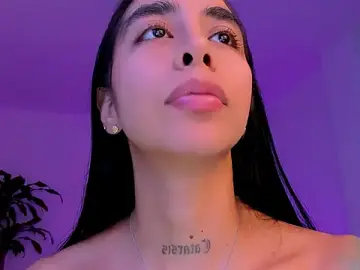 Stripchat Watch Live Sex Cams of sophierooy22