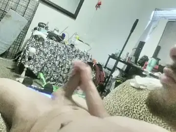 Stripchat Live Sex Cam of Iamtheshow