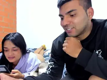 Stripchat Live Sex of LazyandSniffer28