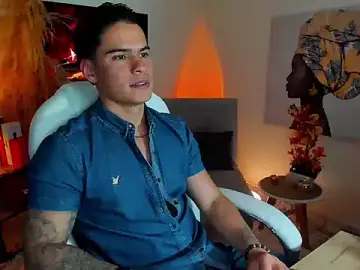 Stripchat Free Porn Cam of Matias_Murrier