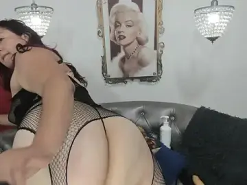 Stripchat Watch Live Sex Cams of naughty_milf_esmeralda