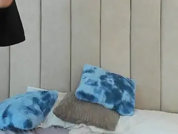 Stripchat Free Porn Cam of _Zahiira_