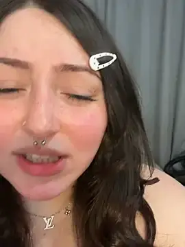 Stripchat Watch Live Sex Cams of Evemeqt