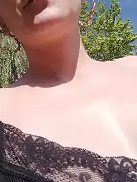 Stripchat Best live sex cam show of LoraBelle12