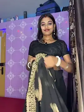 Stripchat Adult Webcam of Sweet-priyaa