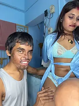 Stripchat Sex Cam of Sweet-priyaa